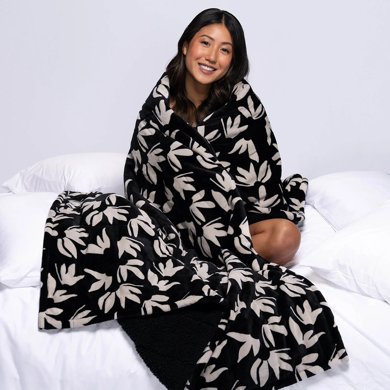 Black Floral - Image 6