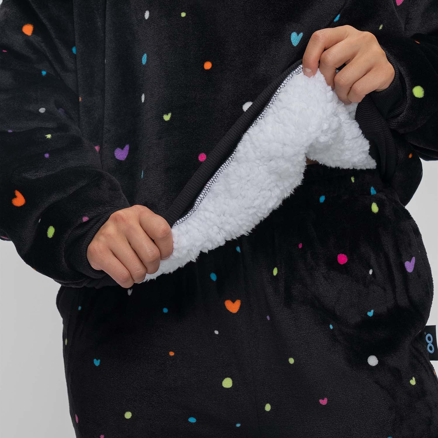 Confetti - Image 7