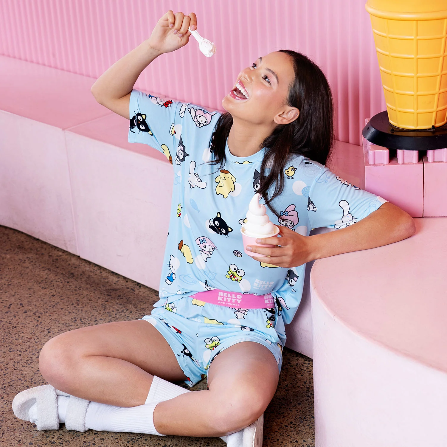 Hello Kitty & Friends - Image 2