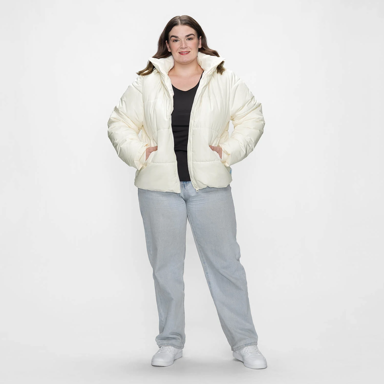 Off White - Image 4